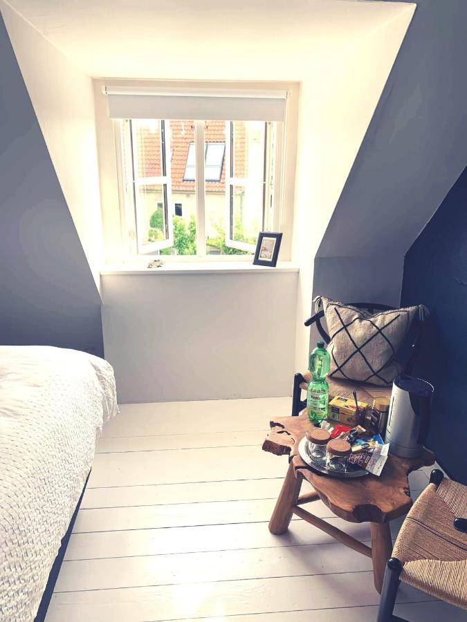 Room In A Danish Cottage With Garden View, 10 Min To Cph Gentofte Eksteriør bilde