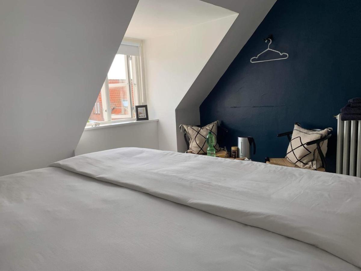 Room In A Danish Cottage With Garden View, 10 Min To Cph Gentofte Eksteriør bilde